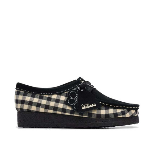 Clarks Wallabee 