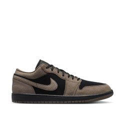 Air Jordan 1 Low SE 