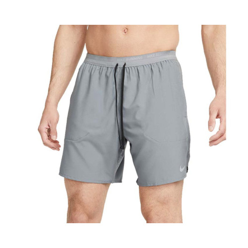 Nike Stride Shorts 
