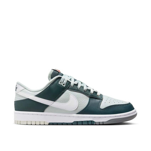 Nike Dunk Low Retro Premium