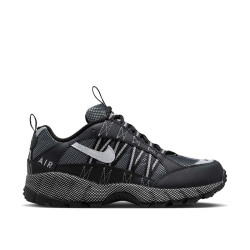 Nike Air Humara QS