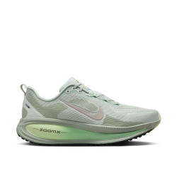 Nike Vomero 18 Nike Vomero 18