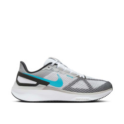 Nike Structure 25