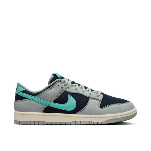 Nike Dunk Low Retro Premium 
