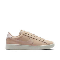 Nike Tennis Classic CS Style Nike Tennis Classic CS Style
