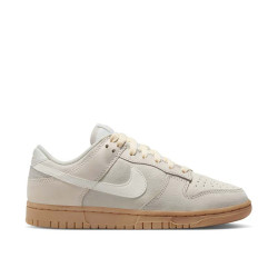 Nike Dunk Low SE