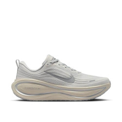 Nike Vomero Plus 
