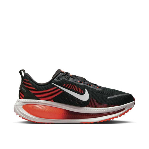 Nike Vomero 18 