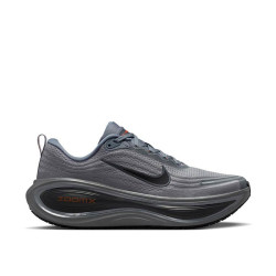 Nike Vomero Plus 